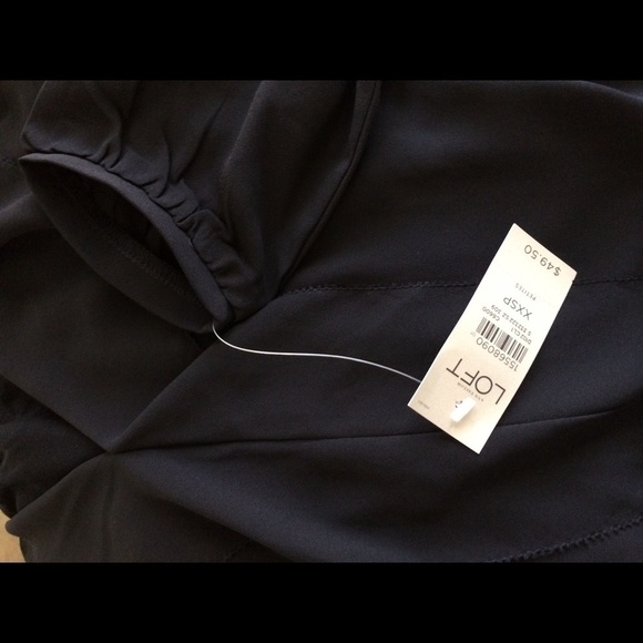 New - Loft chiffon top - Picture 2 of 3